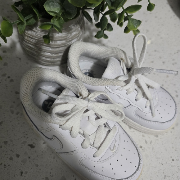 Kids White Sneakers - Picture 11 of 15